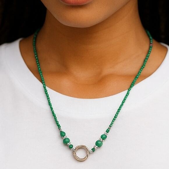 Beaded Necklace Green and Silver Tone Long Necklace Handmade - Picture 12 of 12